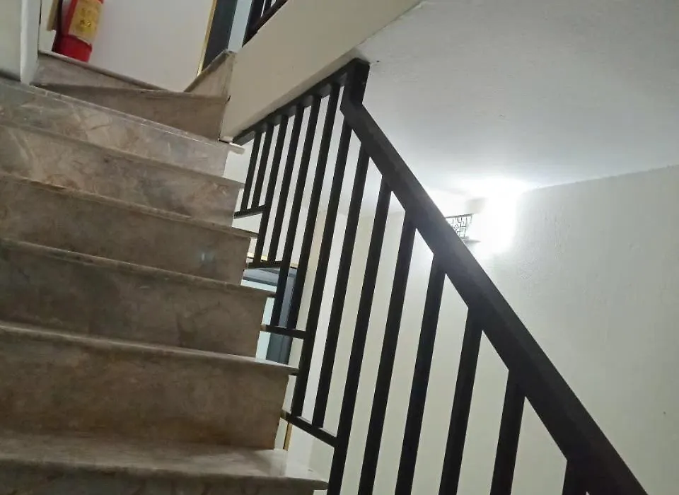 Luna House-1